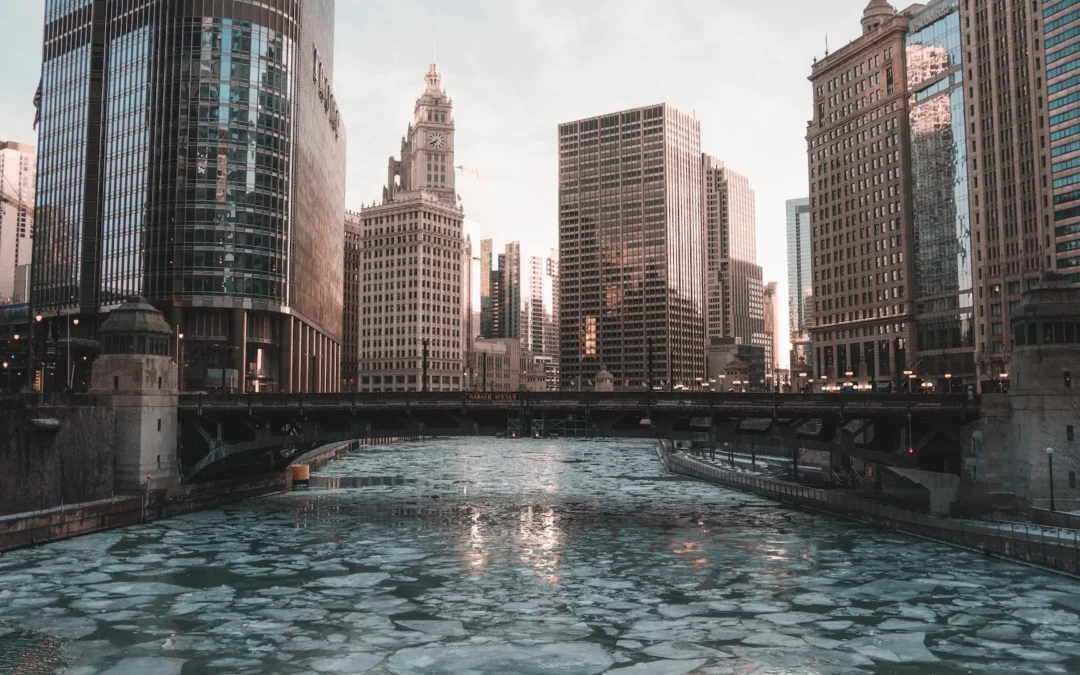 Navigating Love in Chicago: 30s & 40s Edition