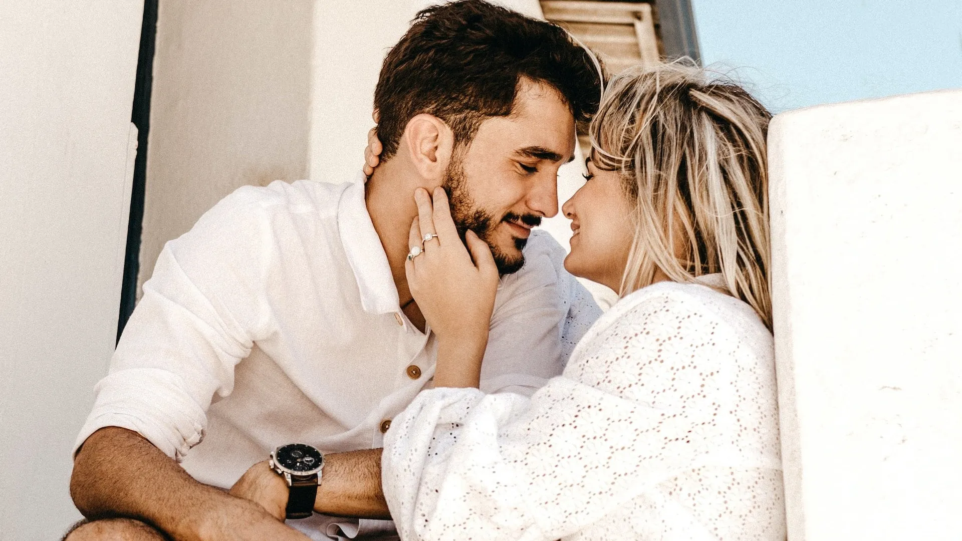 How Hiding Your True Self Affects Your Relationships