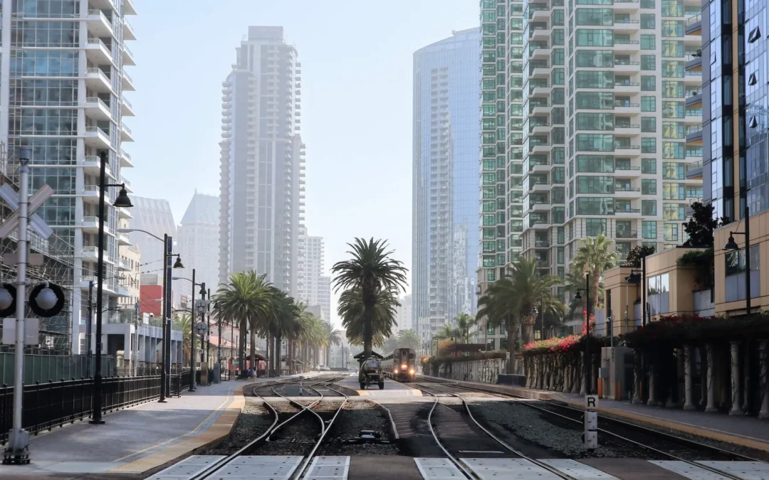 Dating in San Diego: Ultimate Guide & Top Spots