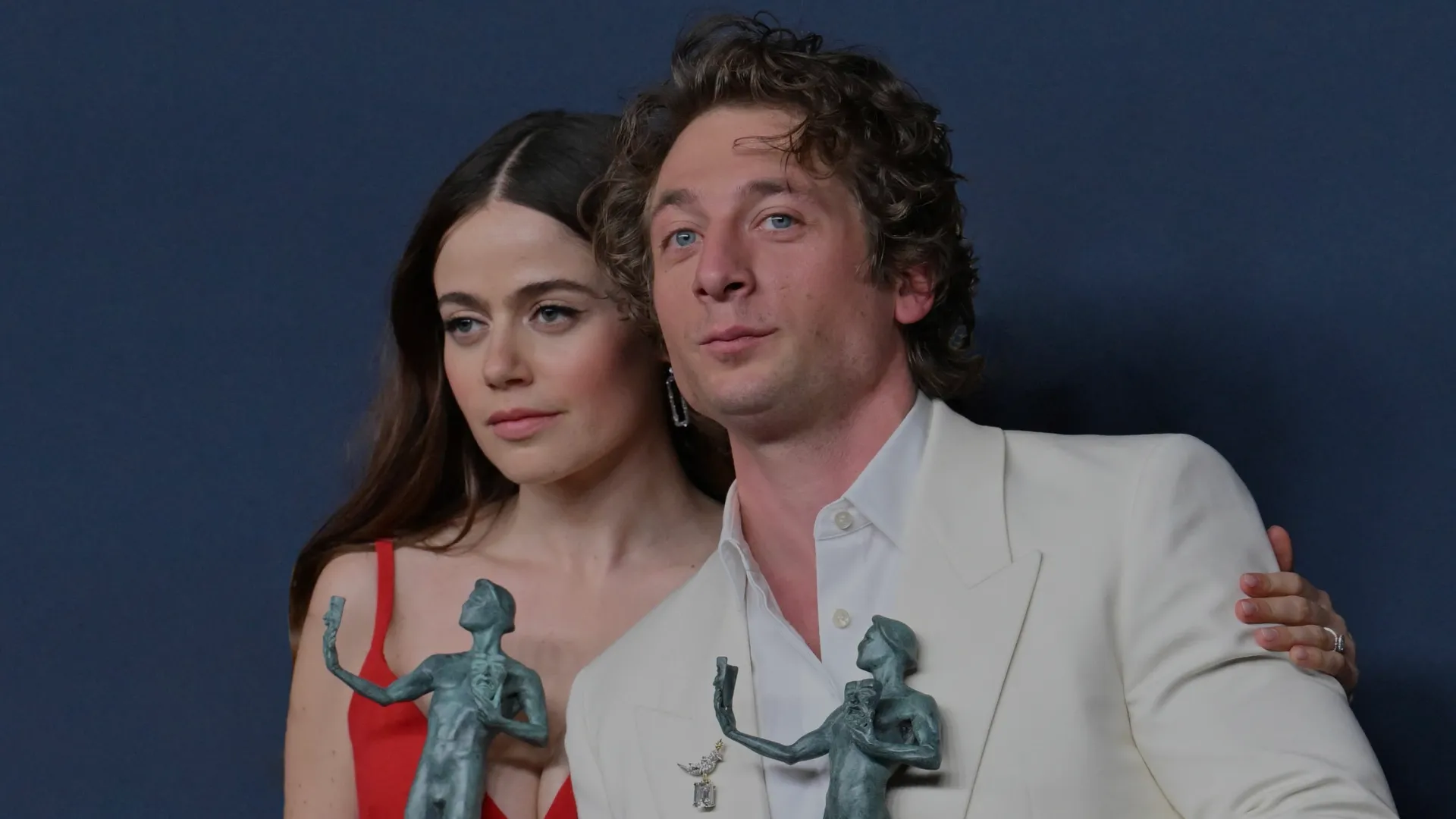 Rosalía & Jeremy Allen White love story Rosalía & Jeremy Allen White love story